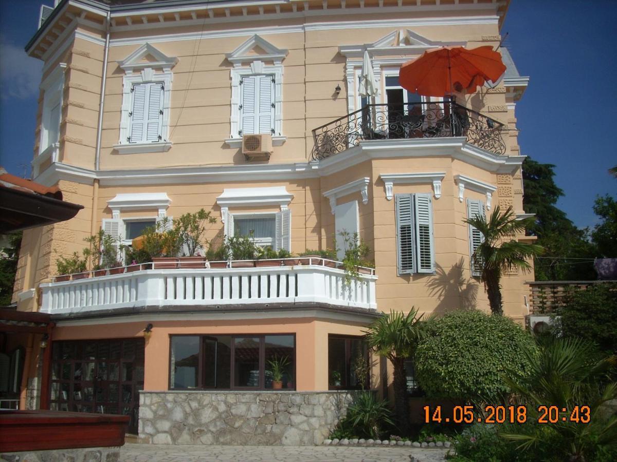 Apartment At Sea Laurana Esterno foto