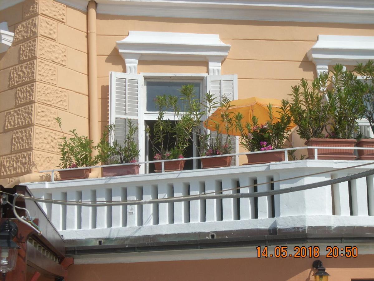 Apartment At Sea Laurana Esterno foto
