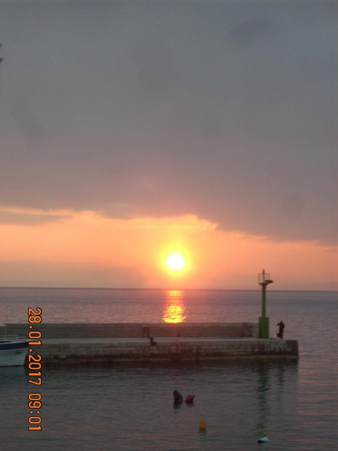 Apartment At Sea Laurana Esterno foto