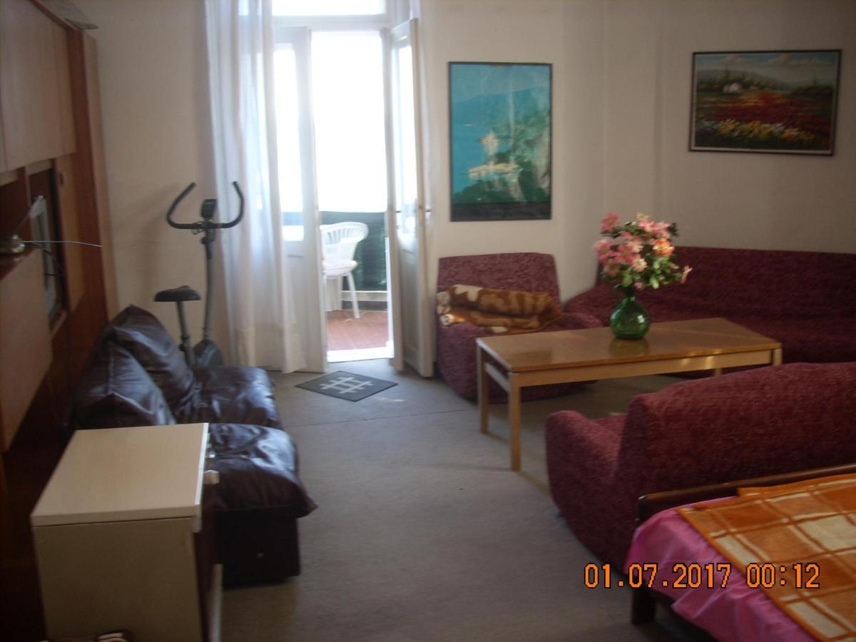 Apartment At Sea Laurana Esterno foto
